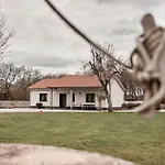 Casa Ferrenas Дом отдыха Мелиде